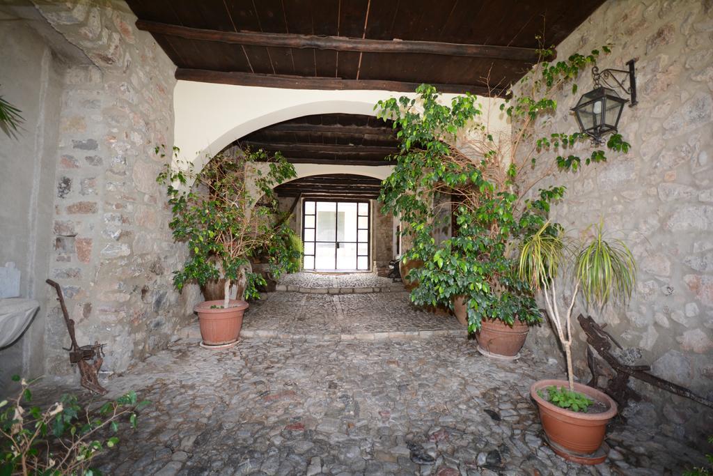 La Ferula Bed and Breakfast Scillato  Exteriör bild