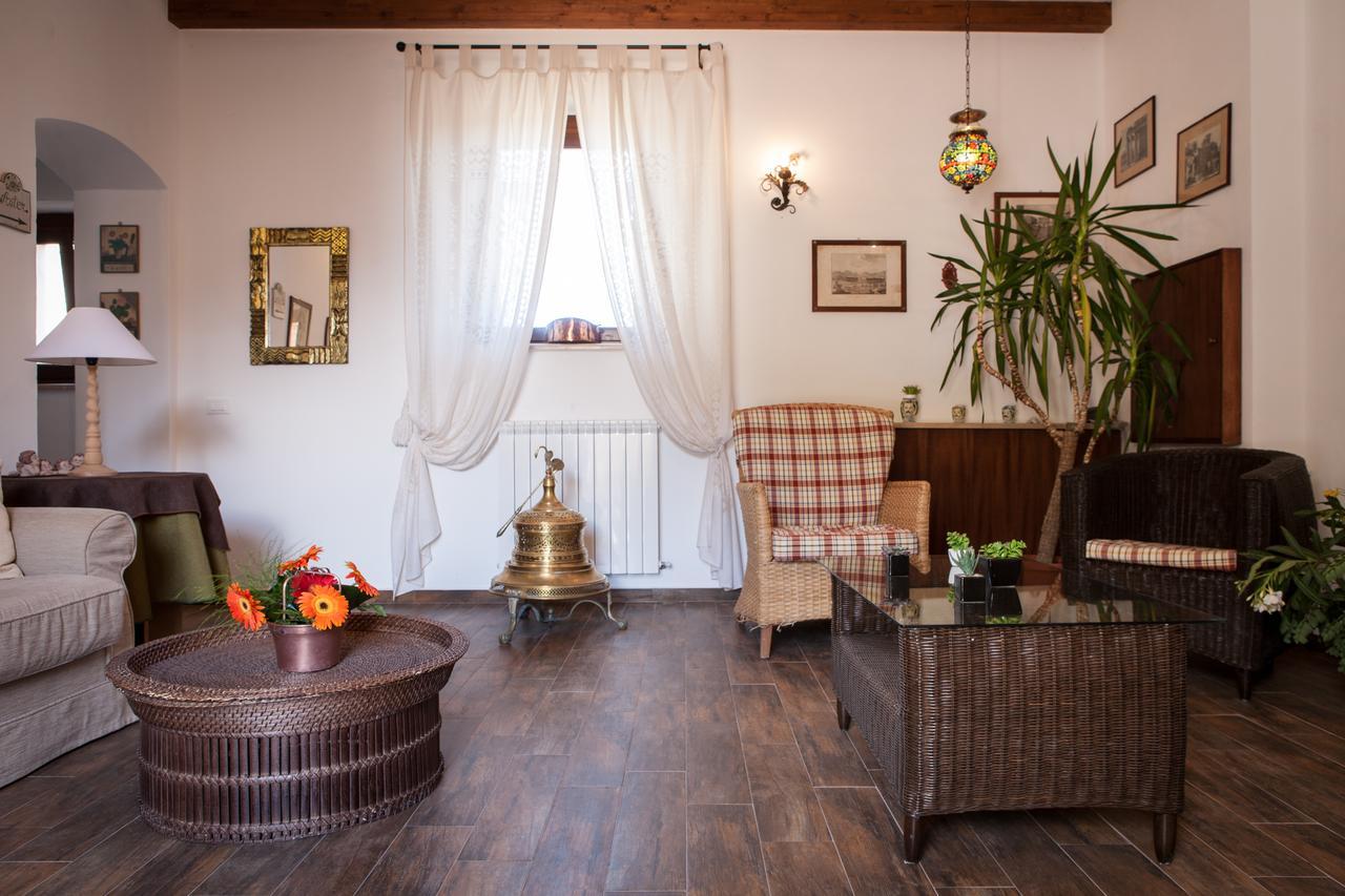 La Ferula Bed and Breakfast Scillato  Exteriör bild
