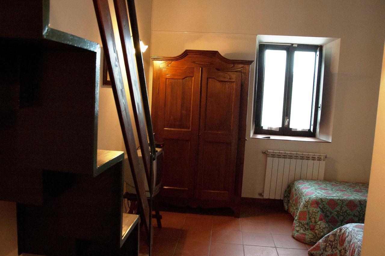 La Ferula Bed and Breakfast Scillato  Exteriör bild