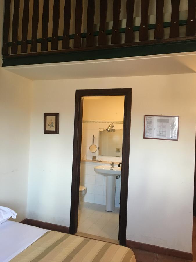 La Ferula Bed and Breakfast Scillato  Exteriör bild